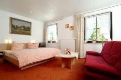 Haus Sonnenhuegel Hotel Wilhelmsdorf Quarto foto